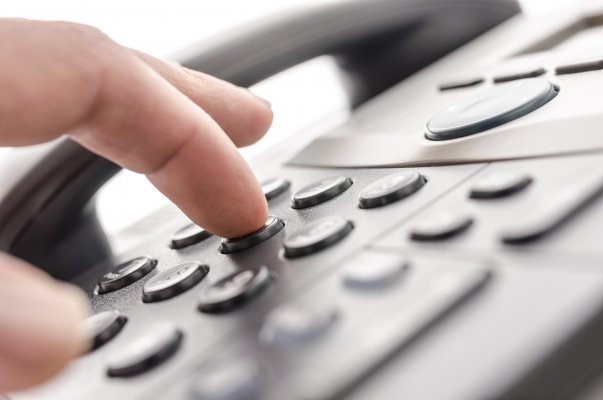 dialing number phone background check phone scam